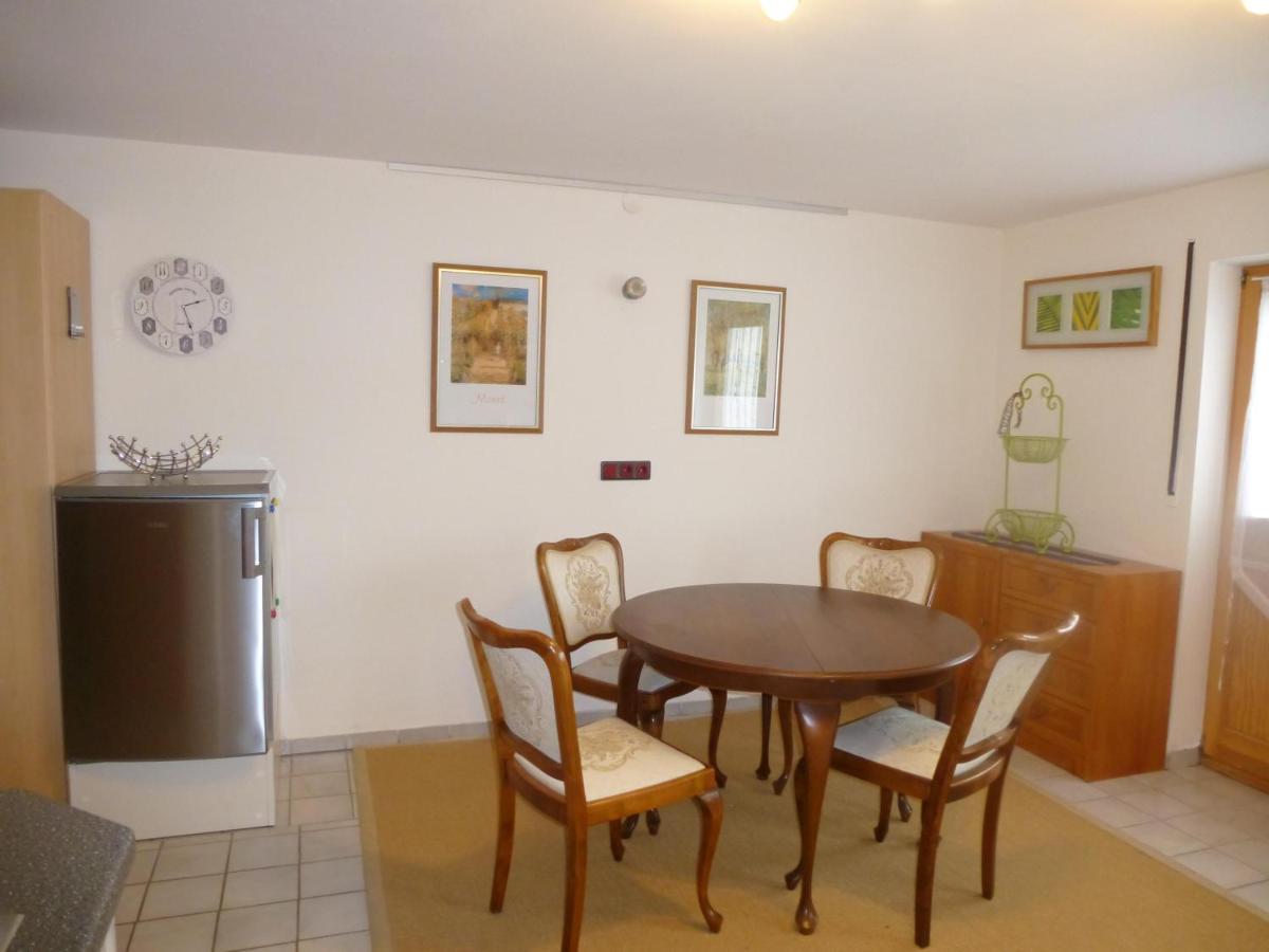 Ferienwohnung Jung Im Johannisborn Saarburg Bagian luar foto